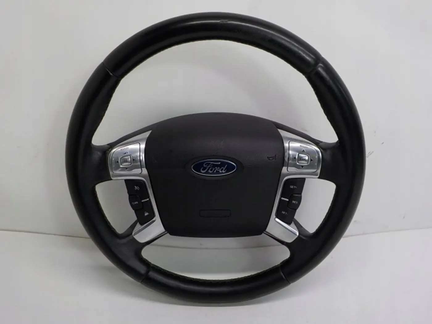 Руль к Ford Mondeo 2007