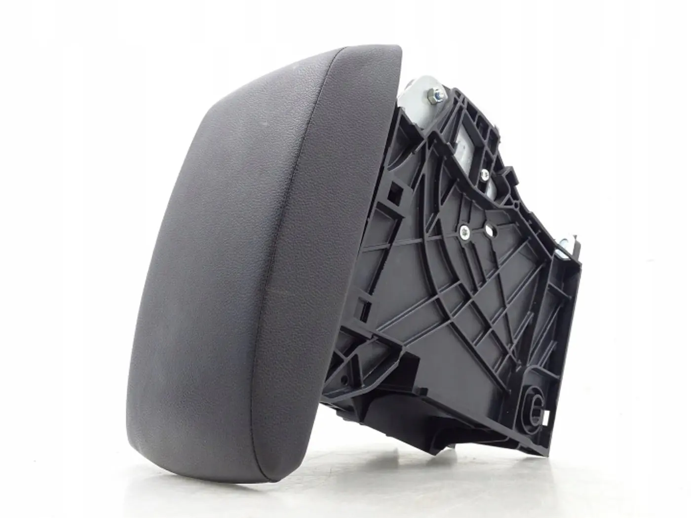 Подлокотник к SEAT Leon 2012