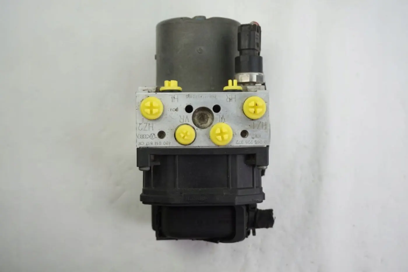 Блок ABS к Audi A8 2002