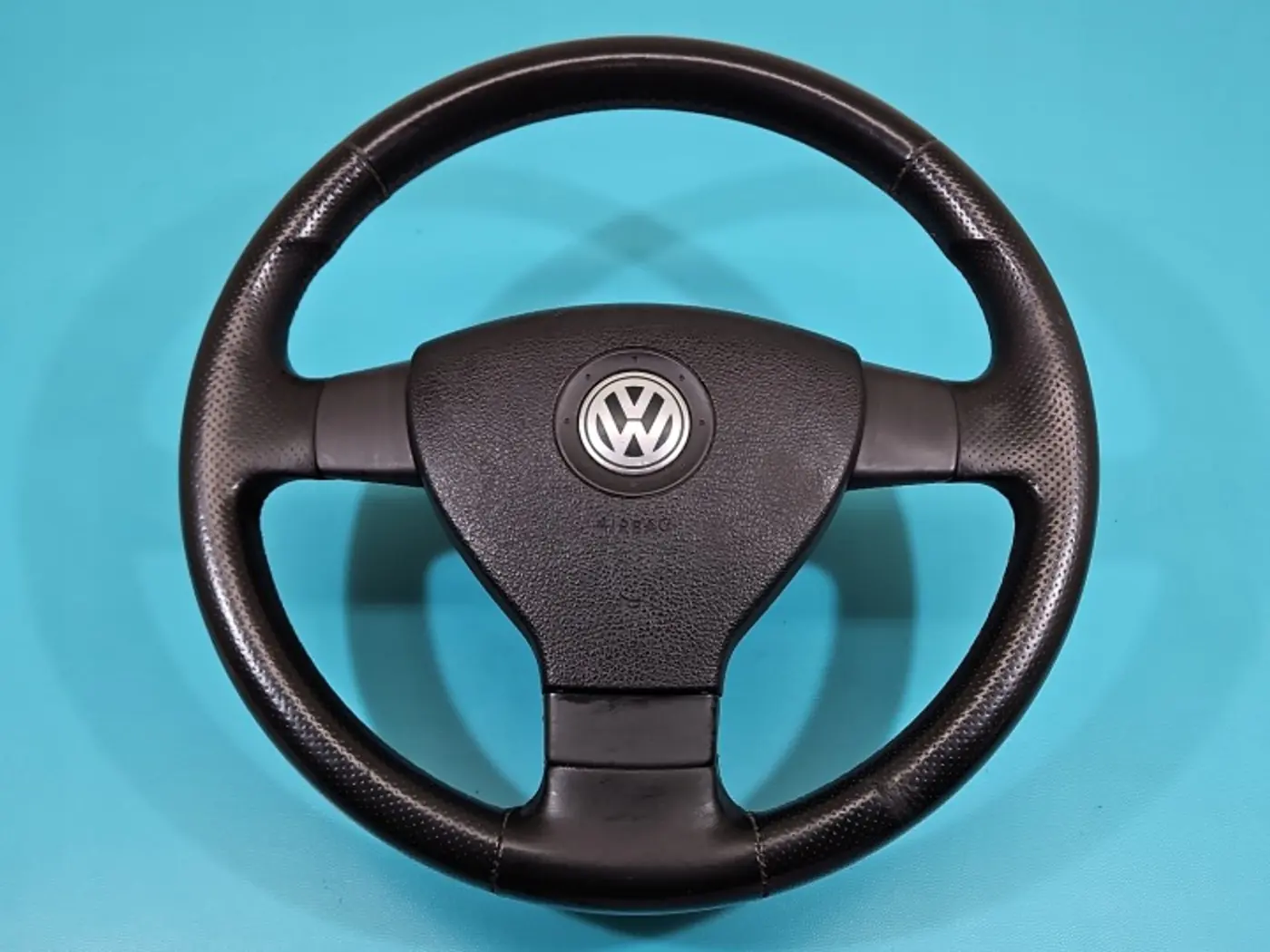 Руль к Volkswagen Jetta 2005