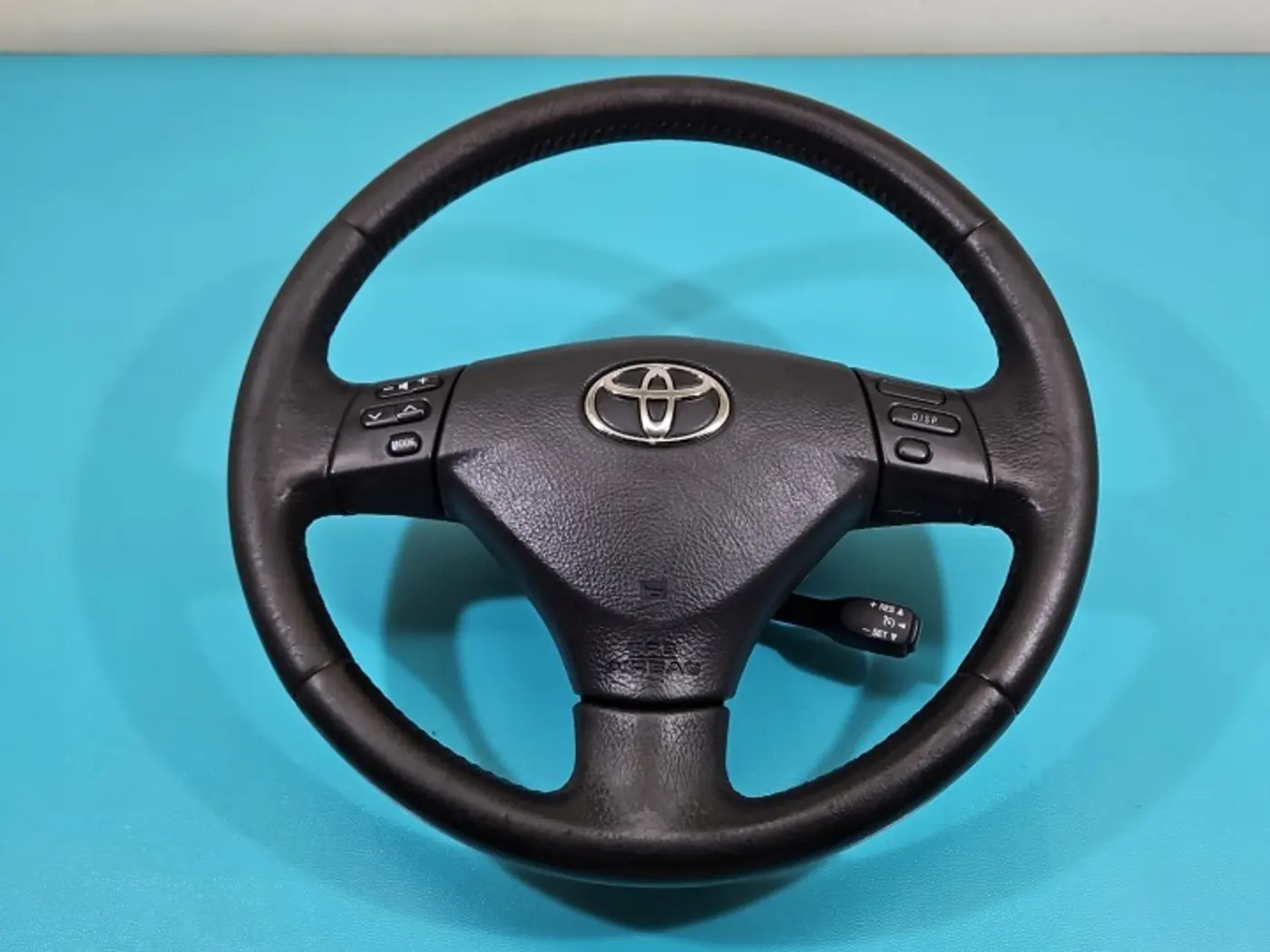 Руль к Toyota Corolla Verso 2001