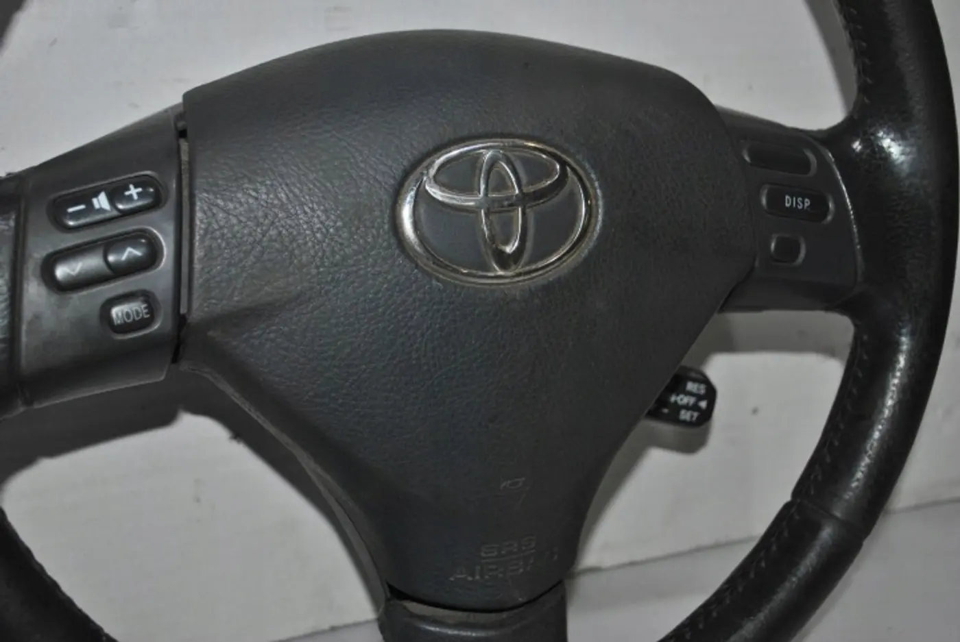 Руль к Toyota Corolla Verso 2001