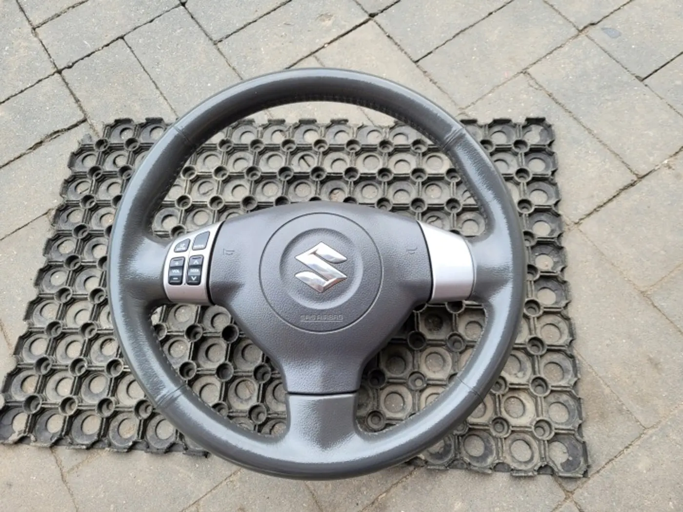 Руль к Suzuki Swift 2011
