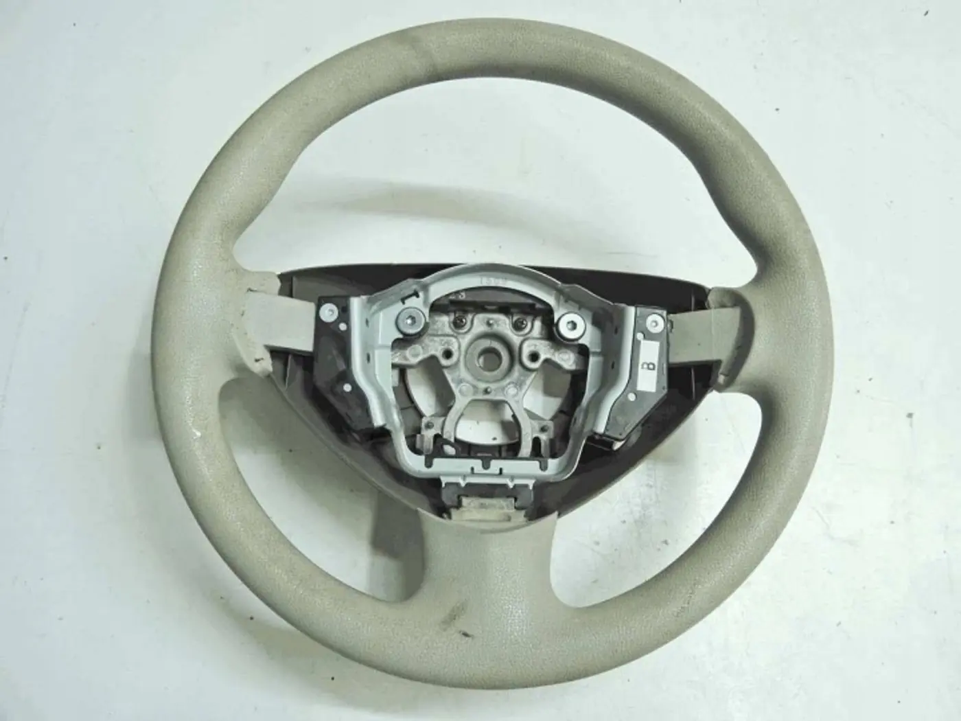 Руль к Nissan Leaf 2010