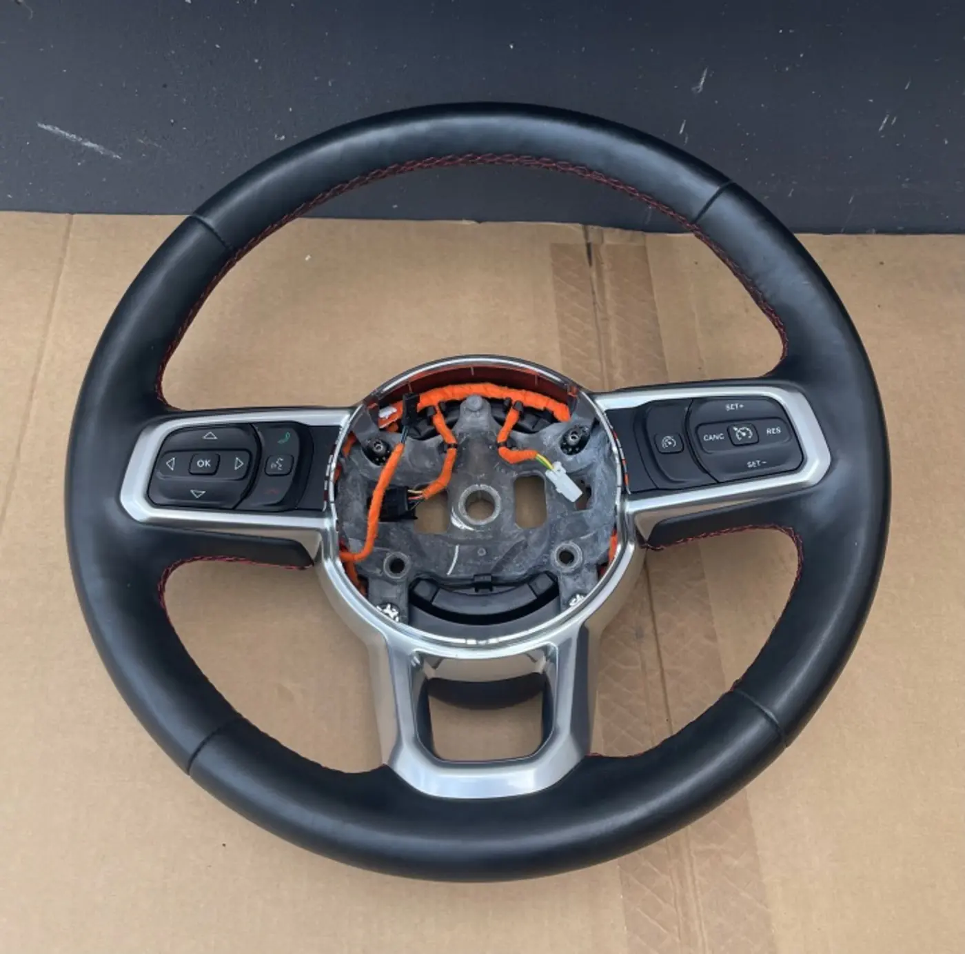 Руль к Jeep Wrangler 2017