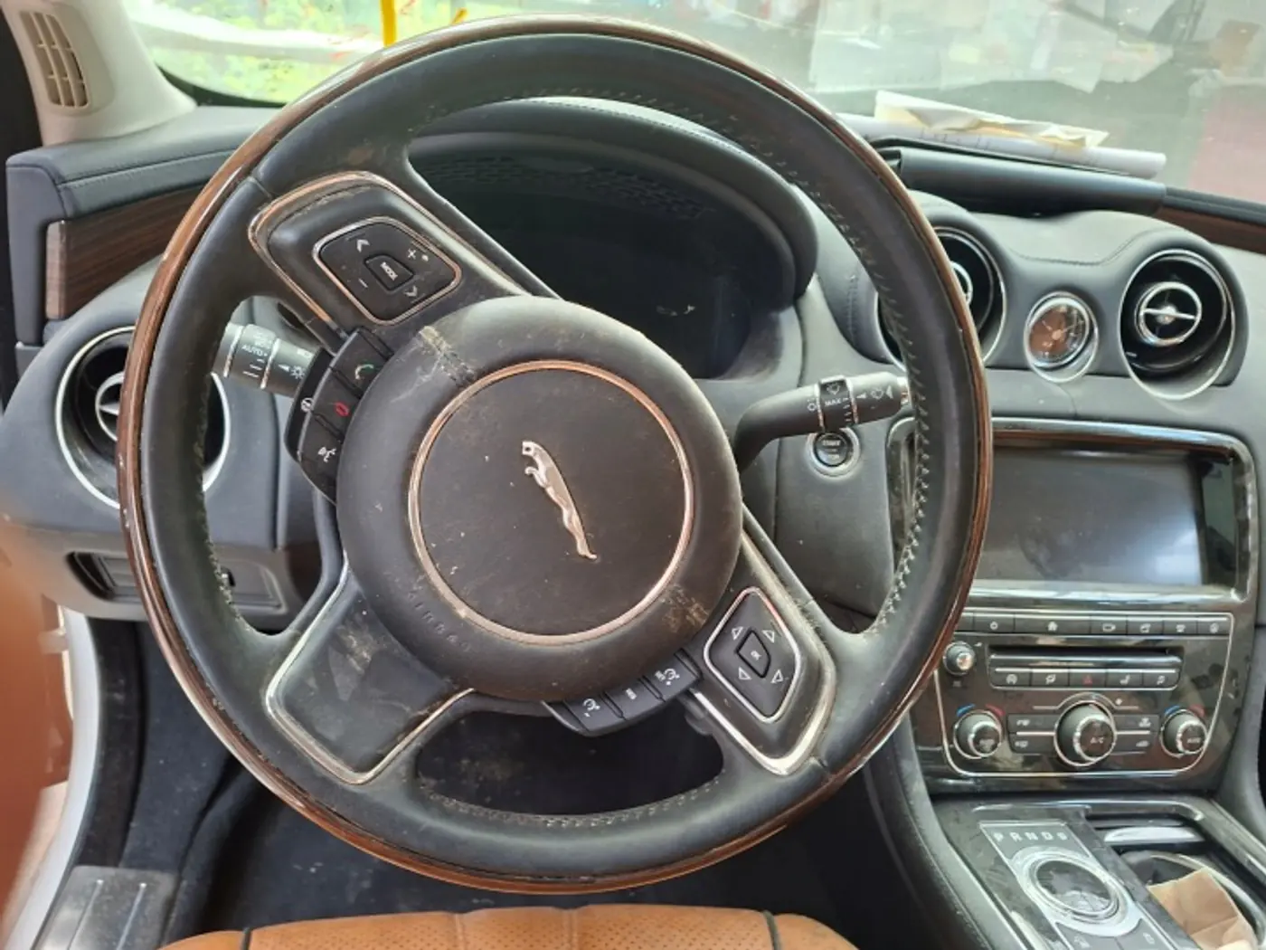 Руль к Jaguar XJ 2009