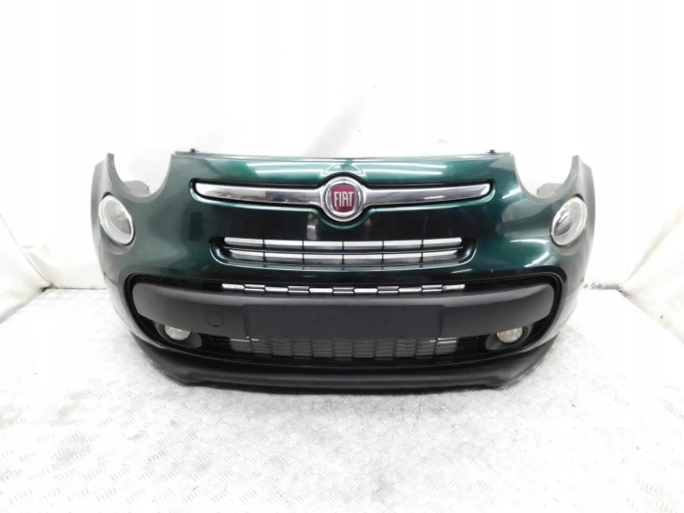 Бампер передний к Fiat 500L 2012