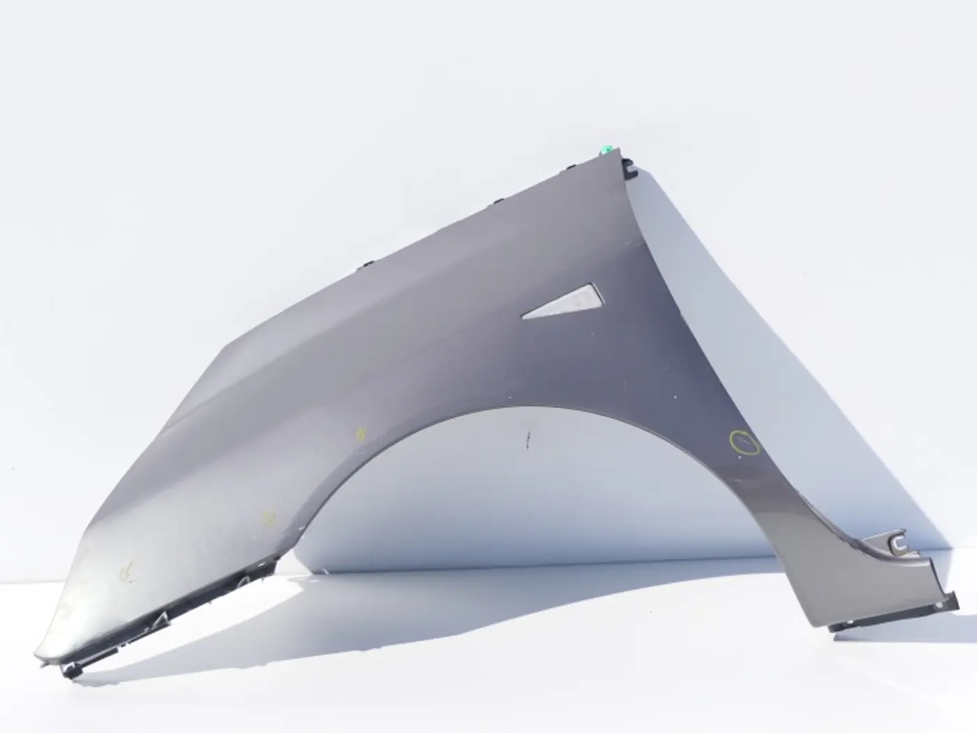 Крыло переднее левое к Renault Espace 2002