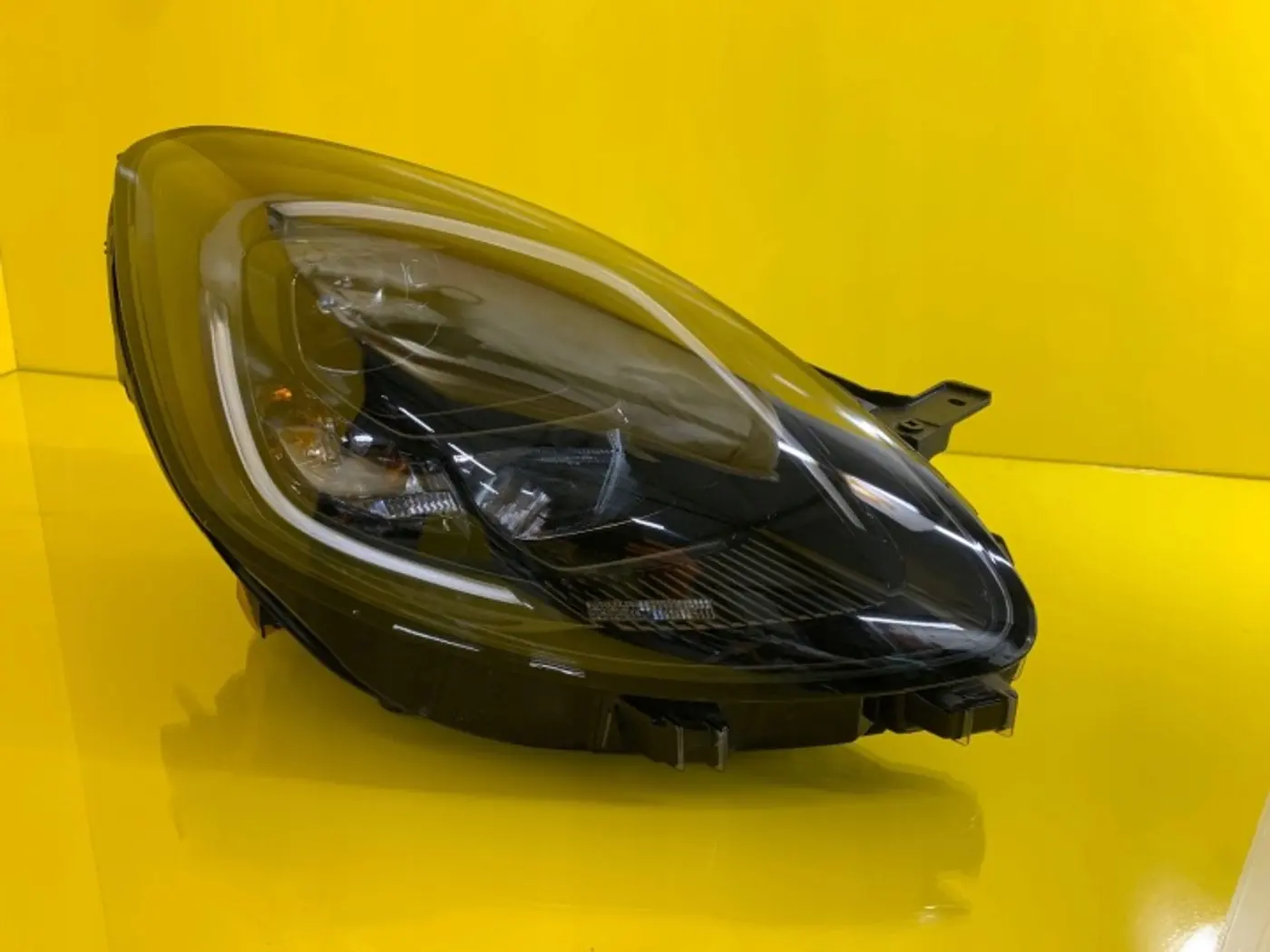 Фара правая к Ford Puma 2019
