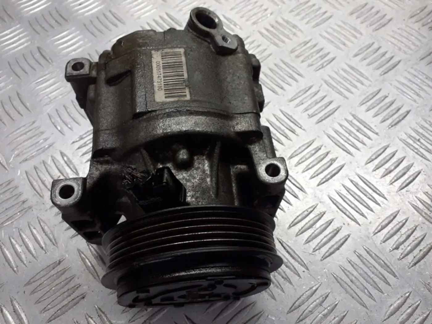 Компрессор кондиционера к Fiat Panda 2003