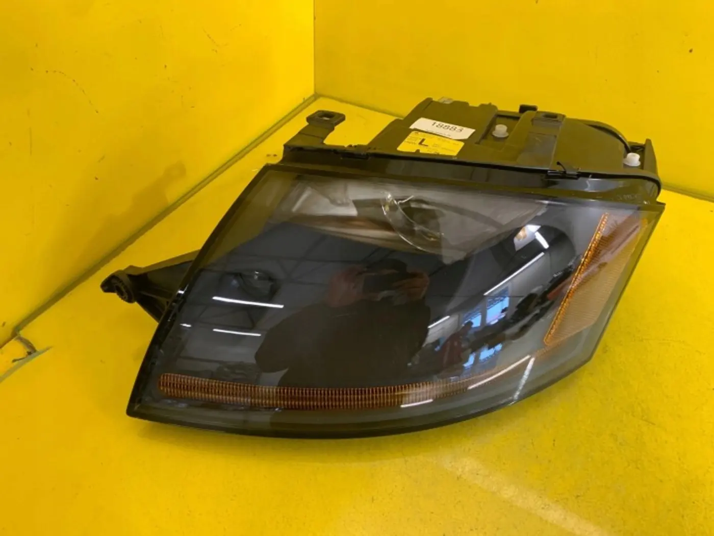 Фара левая к Audi TT 1998