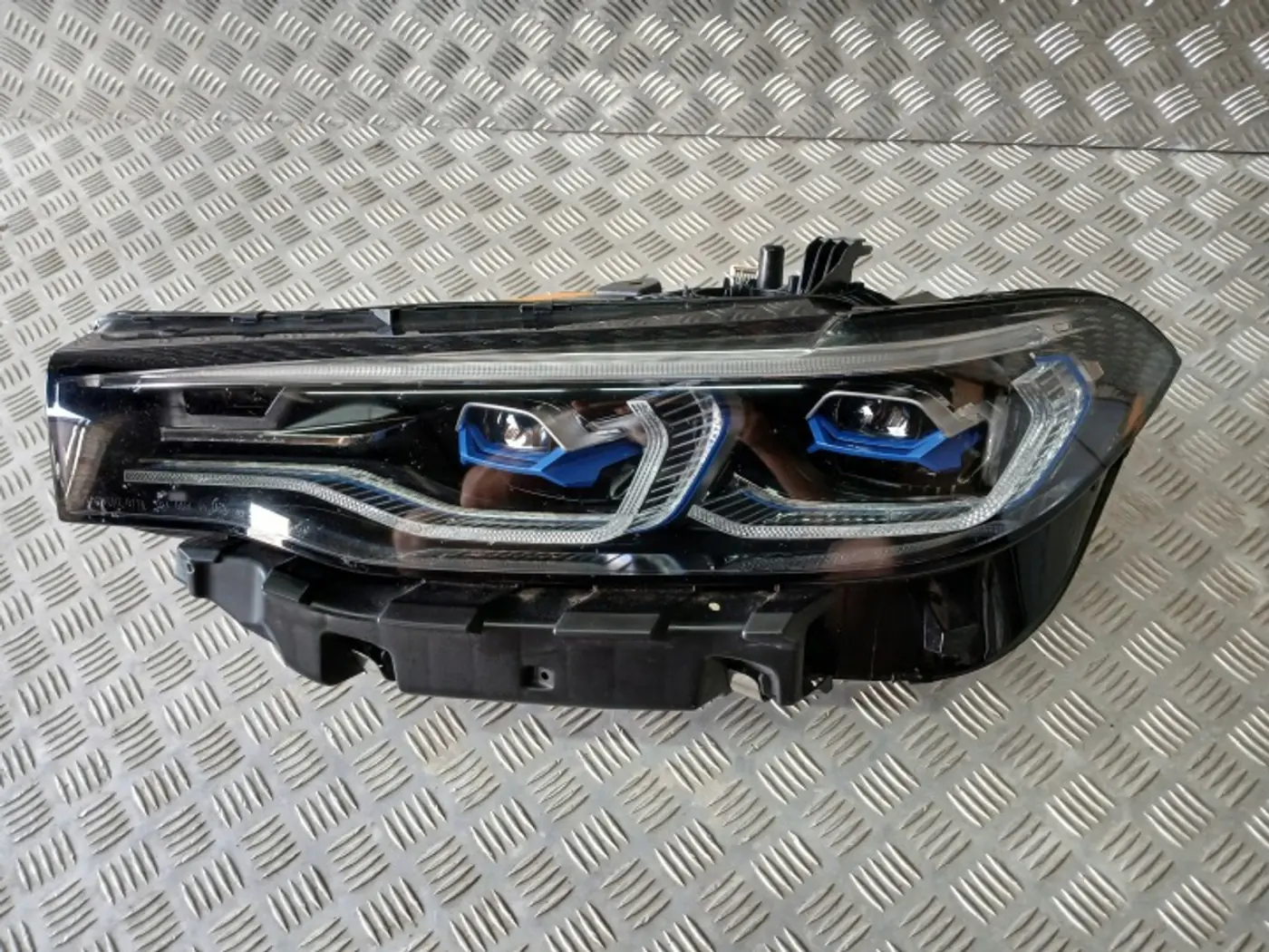 Фара левая к BMW X7 2018