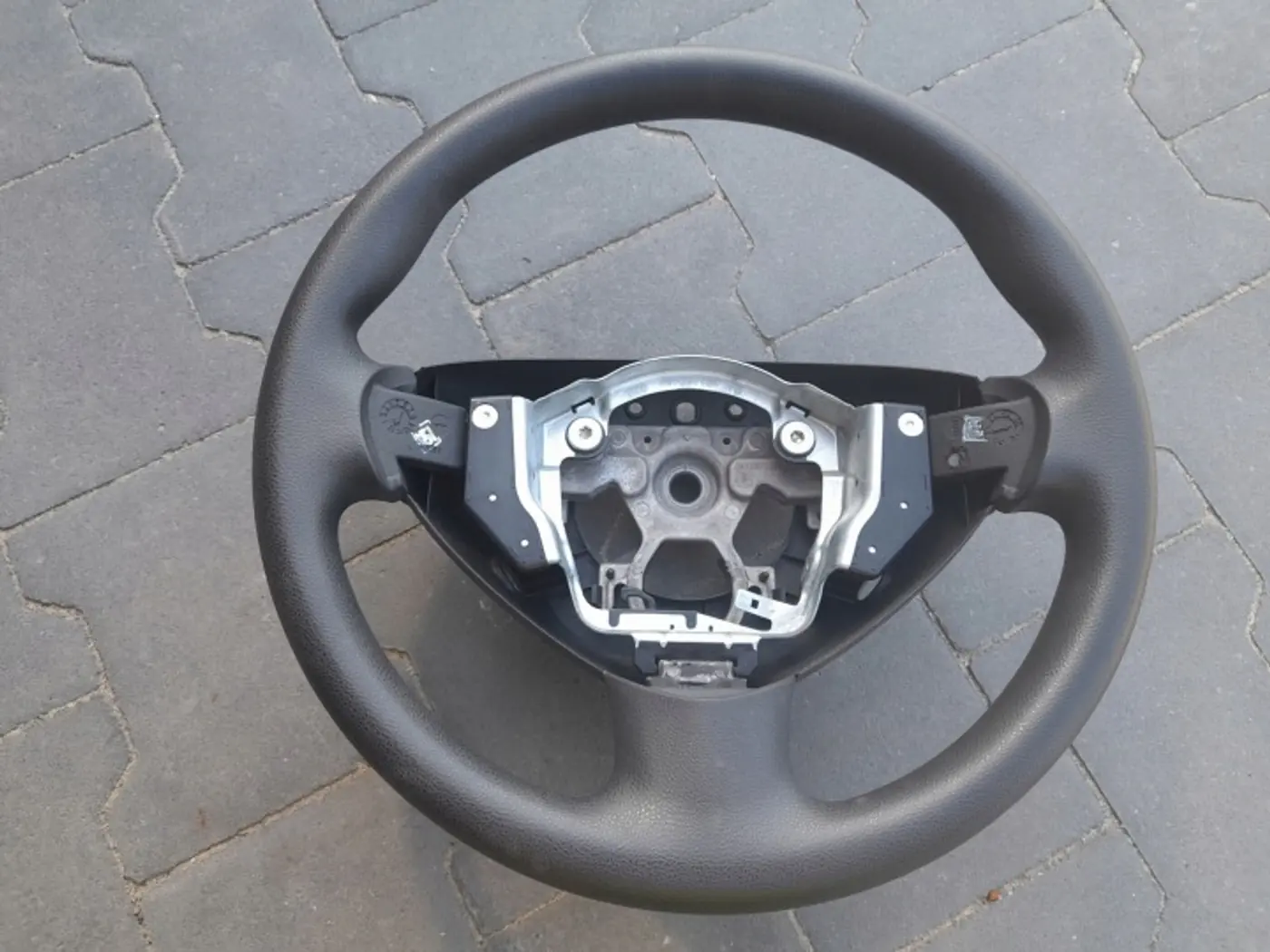 Руль к Nissan NV200 2014