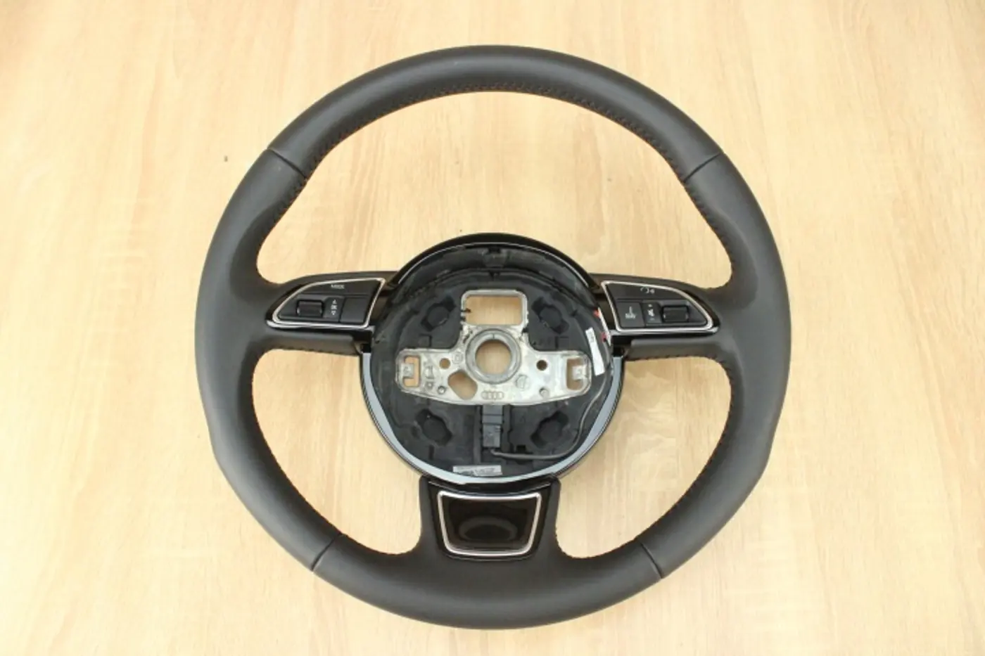 Руль к Audi A5 2011