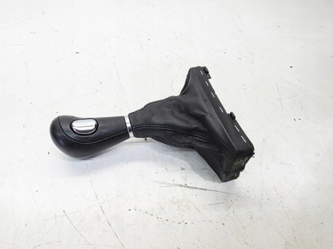 Ручка кулисы КПП к Audi A6 2004