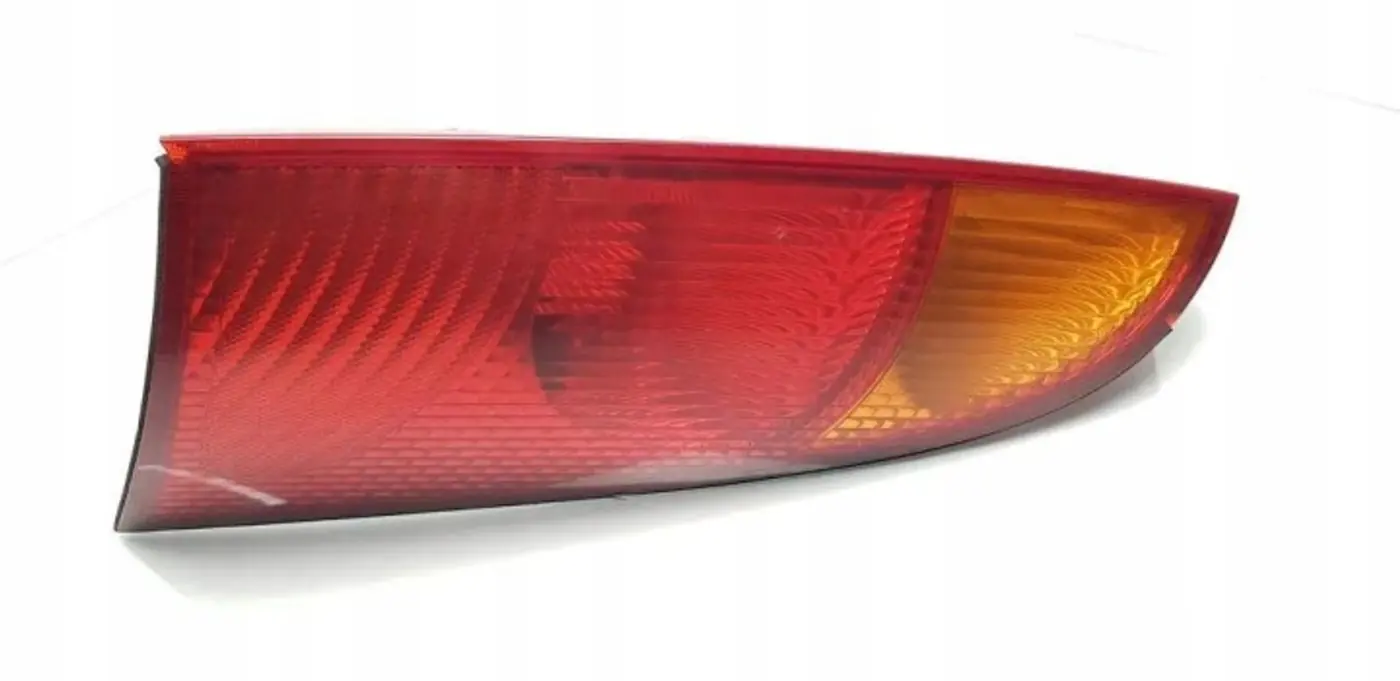Фонарь задний левый к Ford Focus 2011