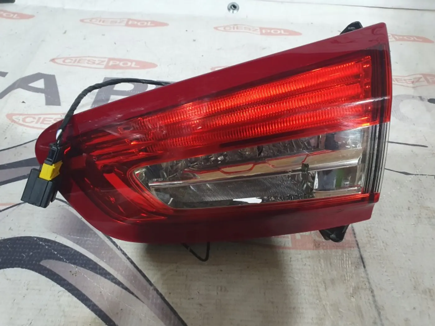 Фонарь задний правый к DS 5 2015