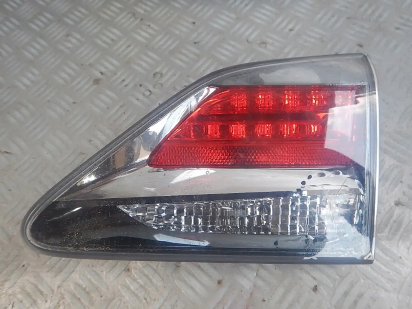 Фонарь задний правый к Lexus RX 2012