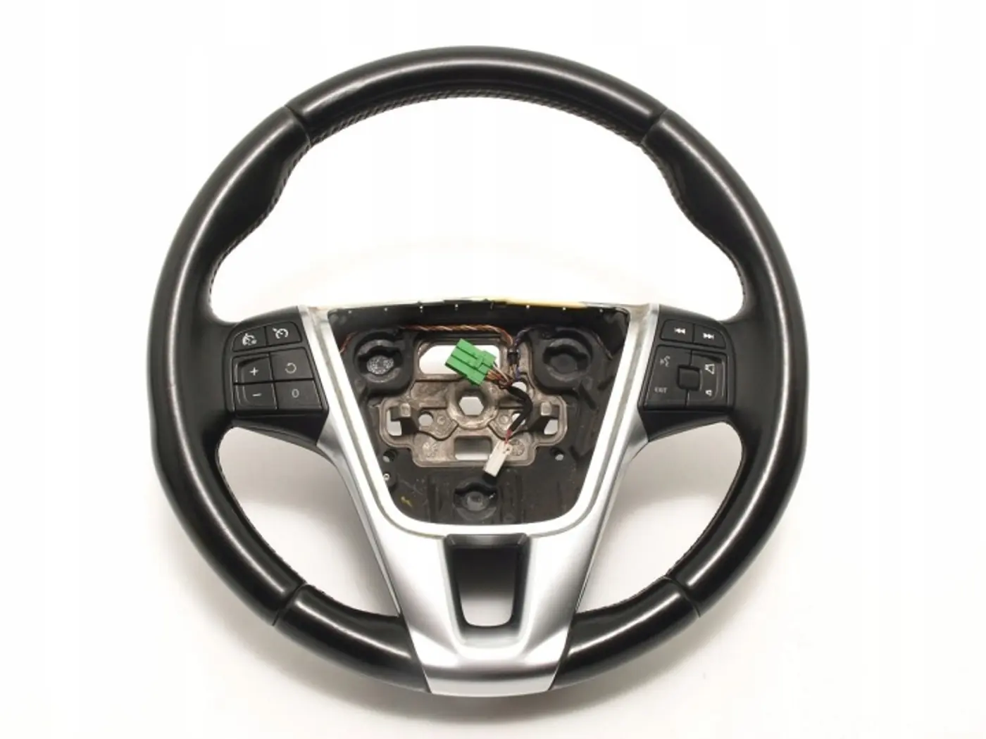 Руль к Volvo V40 2012
