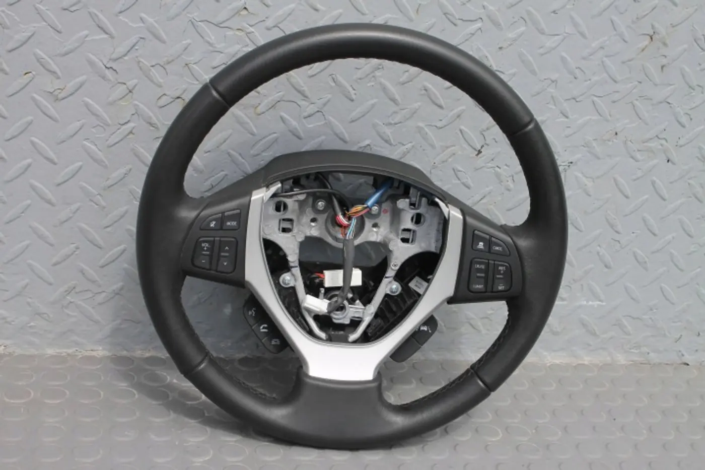 Руль к Suzuki SX4 2013