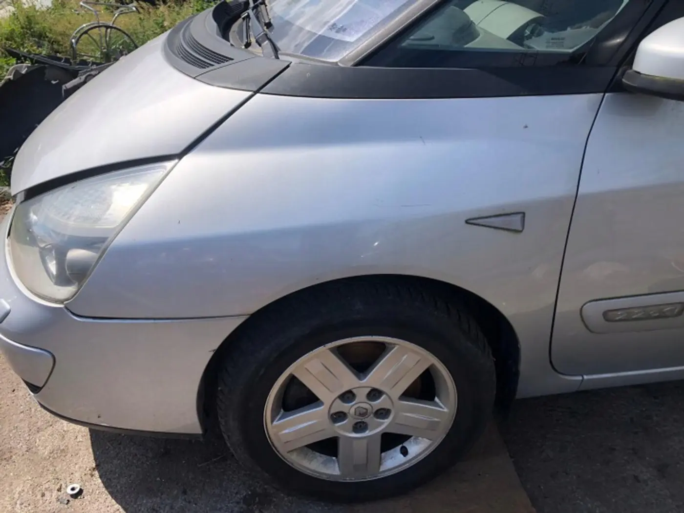 Крыло переднее левое к Renault Espace 2002