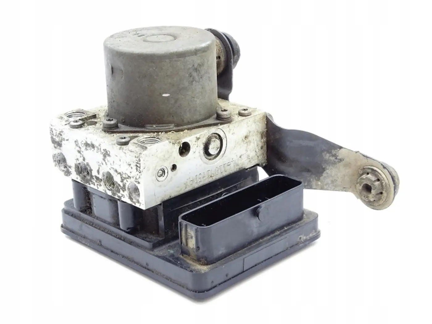 Блок ABS к Audi Q3 2011