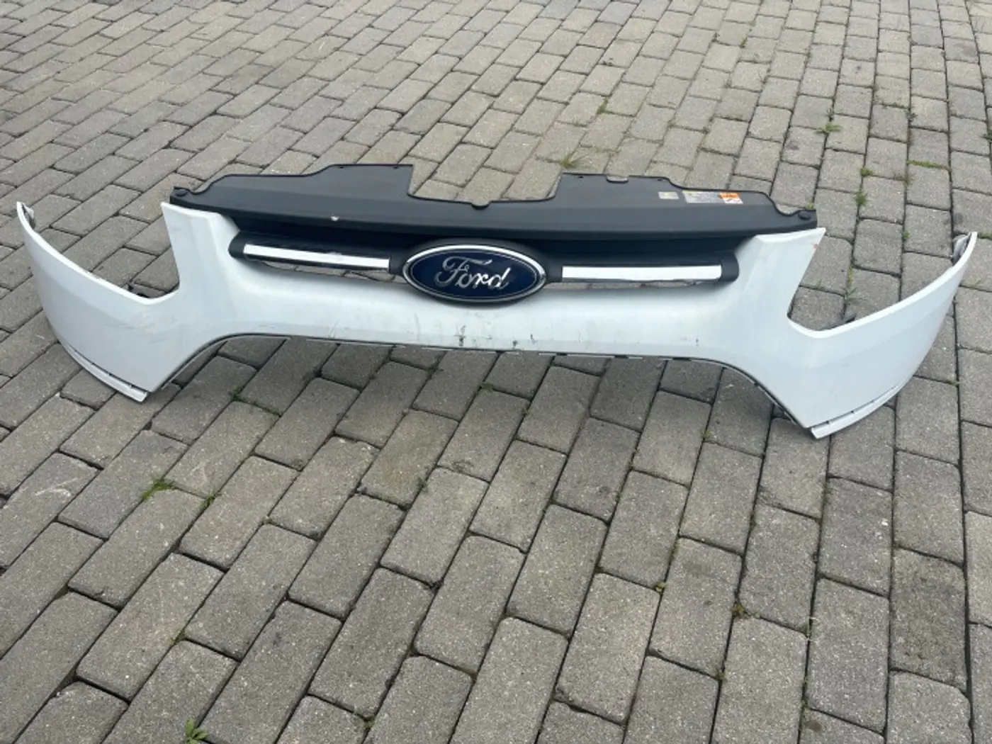 Решетка радиатора к Ford Transit Custom 2012