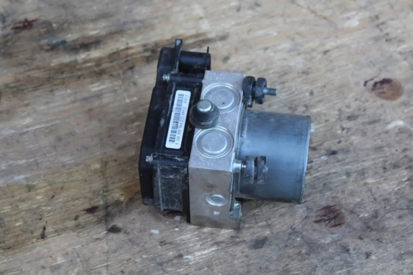 Блок ABS к Subaru Outback 2003