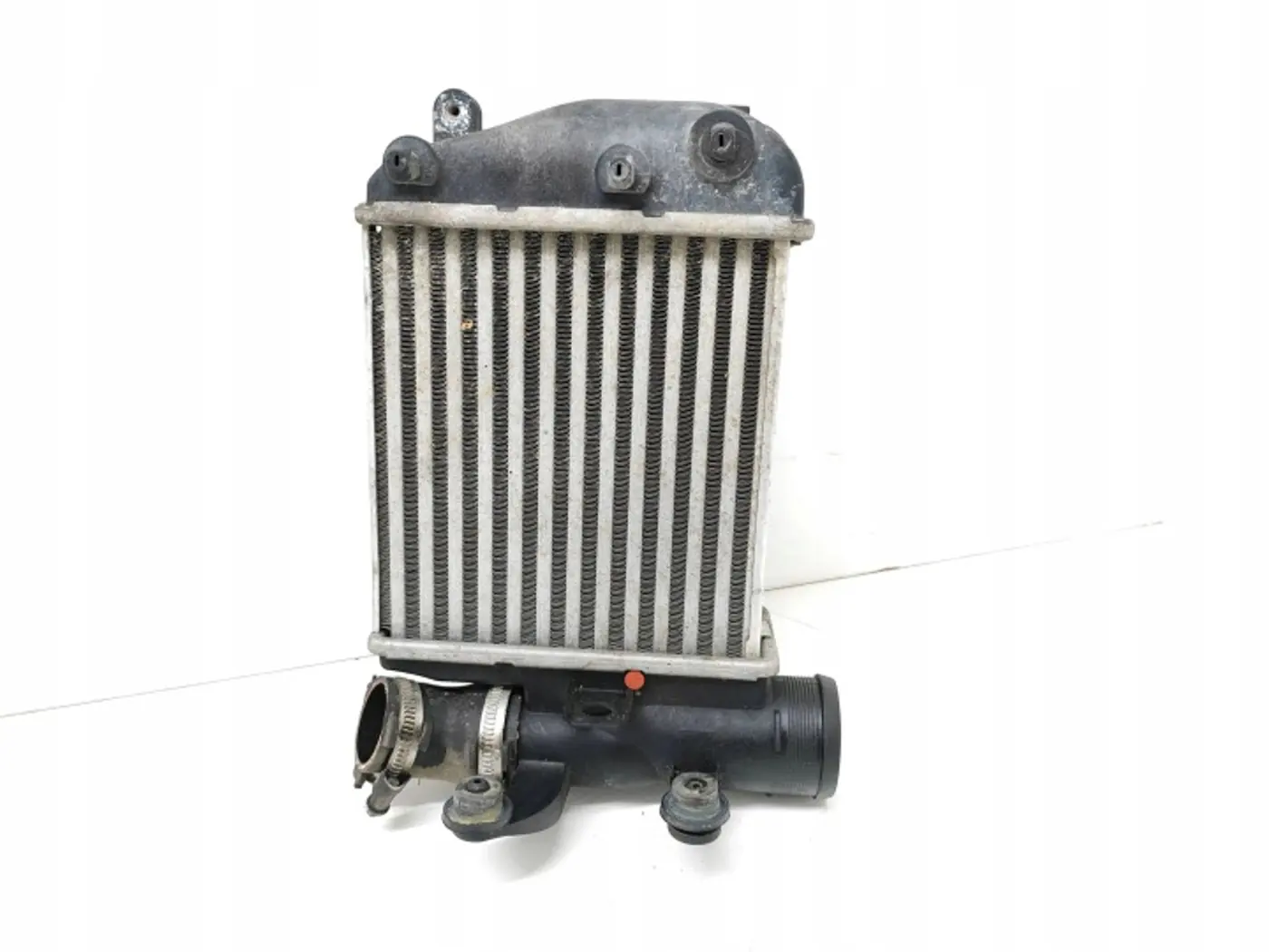 Интеркулер к Audi A6 2004