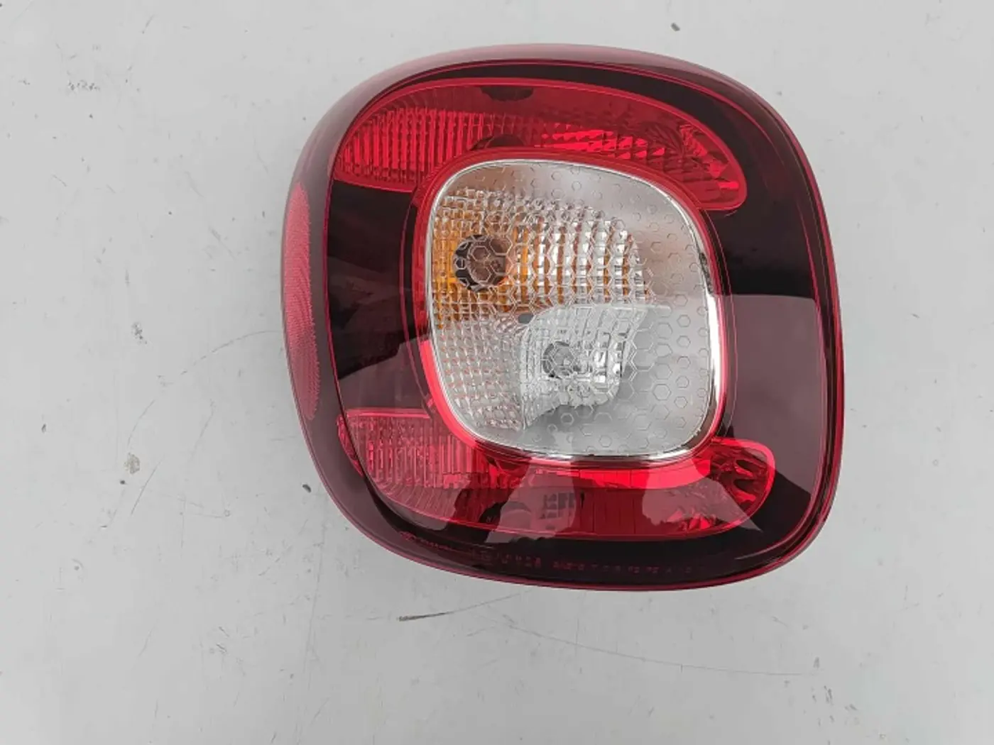Фонарь задний левый к Smart Fortwo 2015