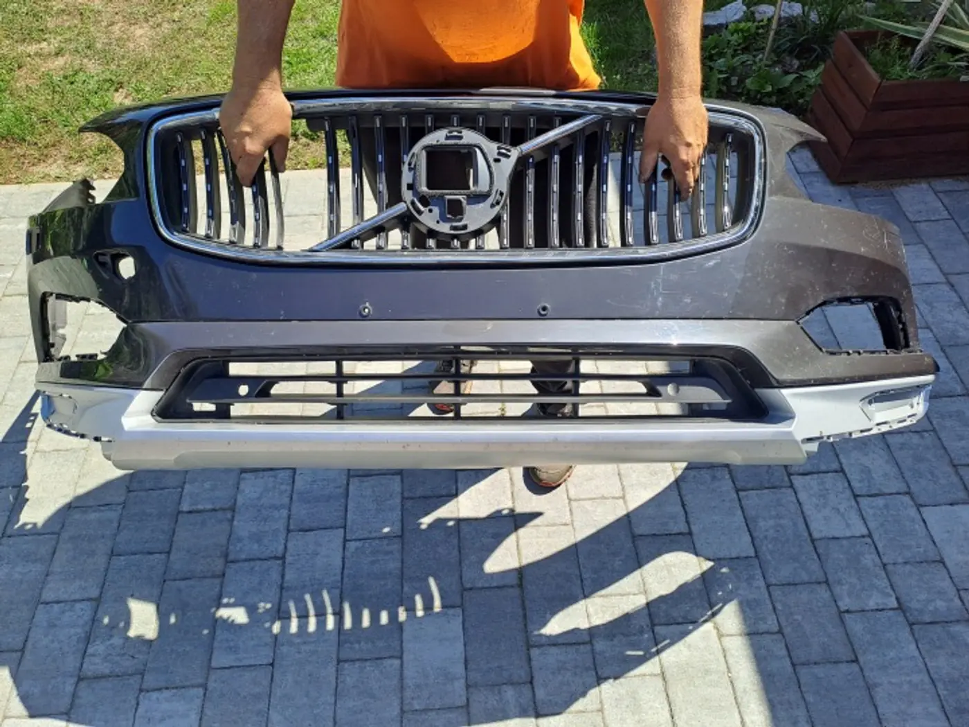 Бампер передний к Volvo V90 Cross Country 2020