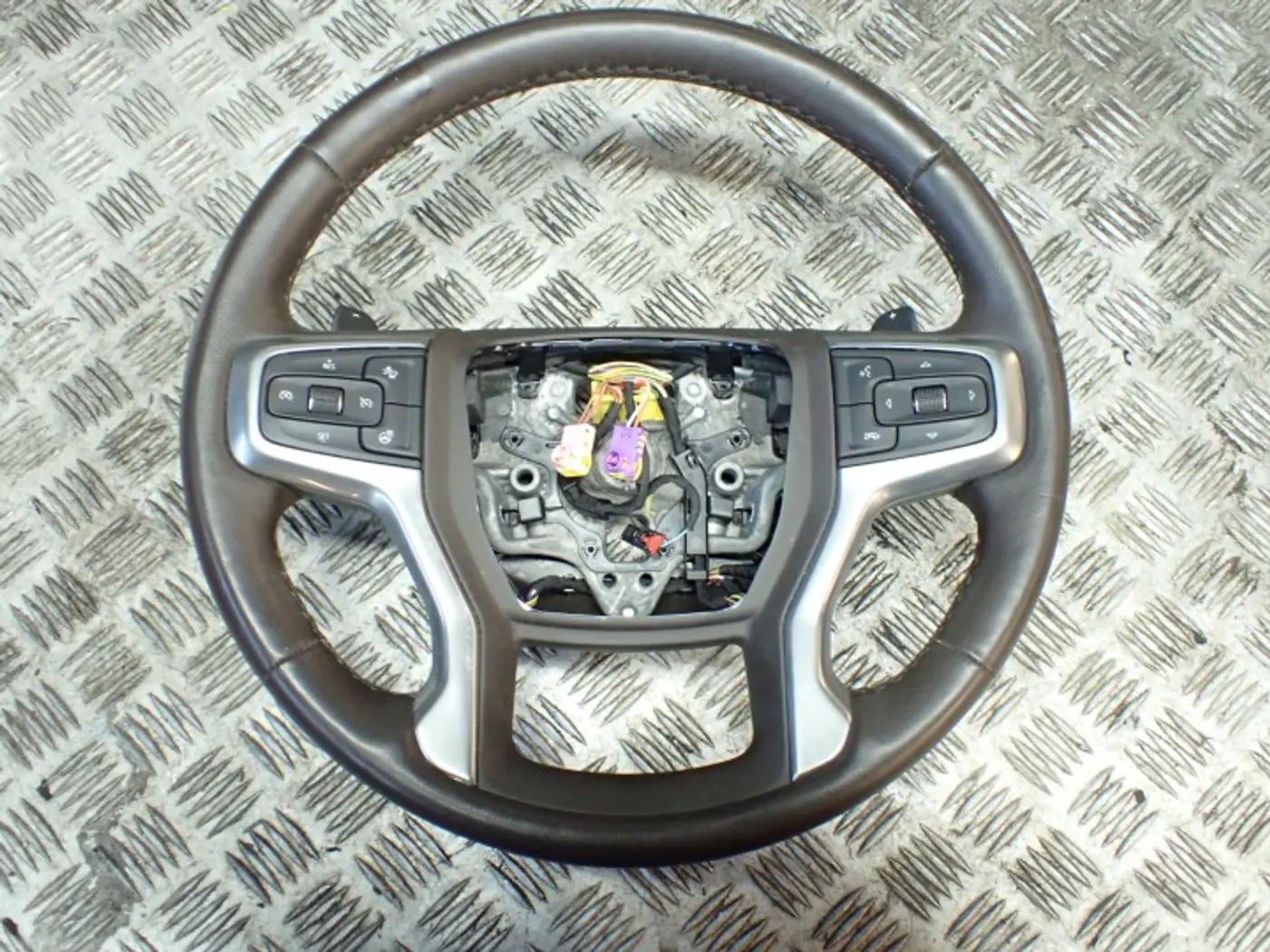 Руль к GMC Sierra 2002