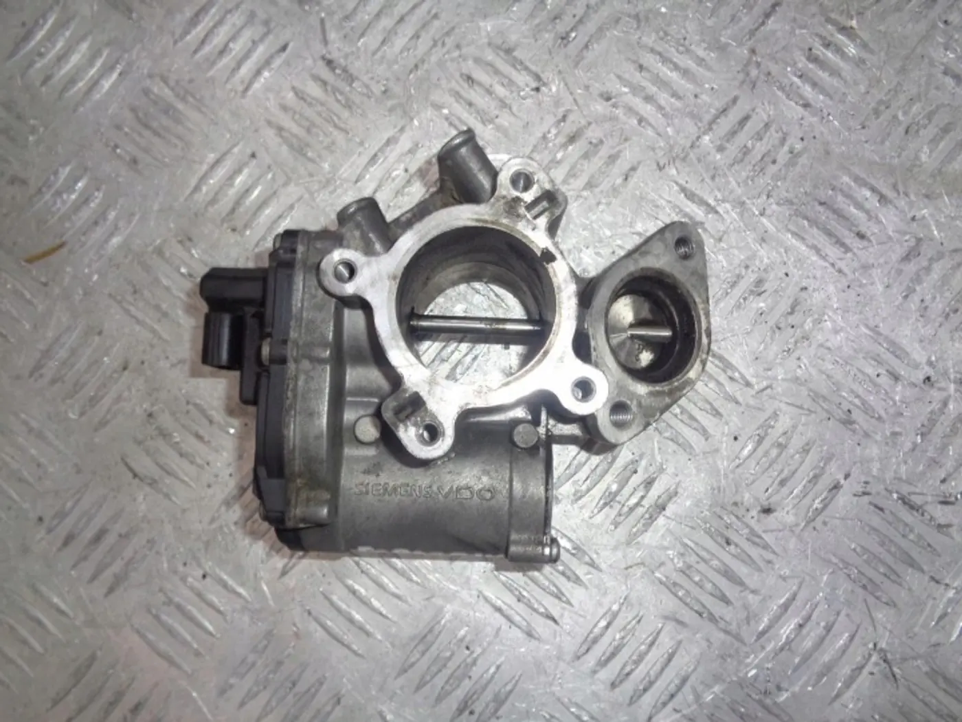 Клапан EGR к Renault Espace 2012