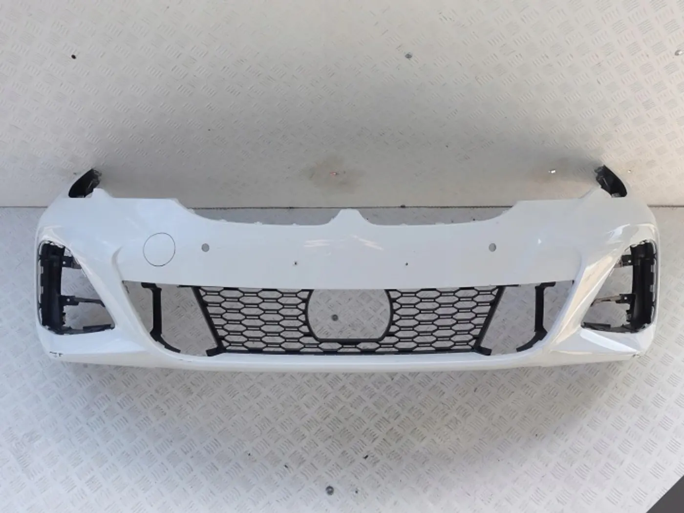 Бампер передний к BMW M3 2020