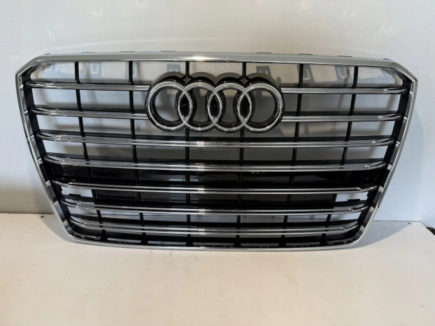 Решетка радиатора к Audi A8 2013