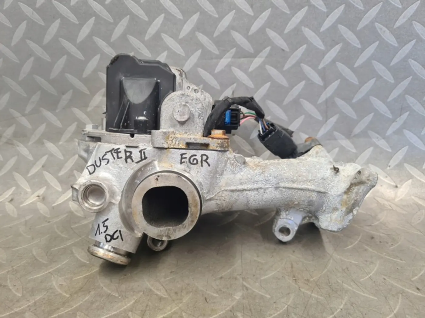 Клапан EGR к Dacia Logan 2012