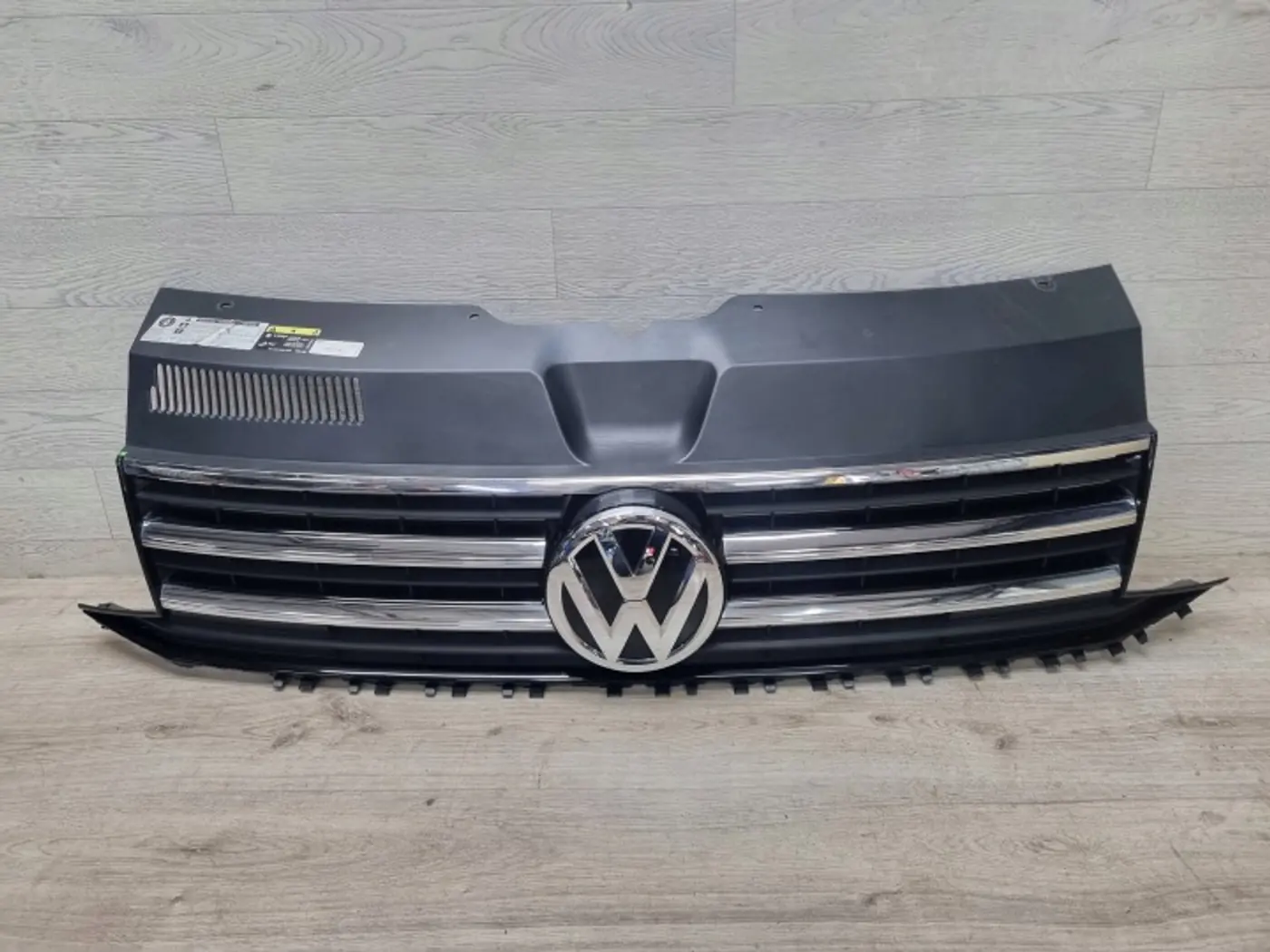 Решетка радиатора к Volkswagen Multivan 2003