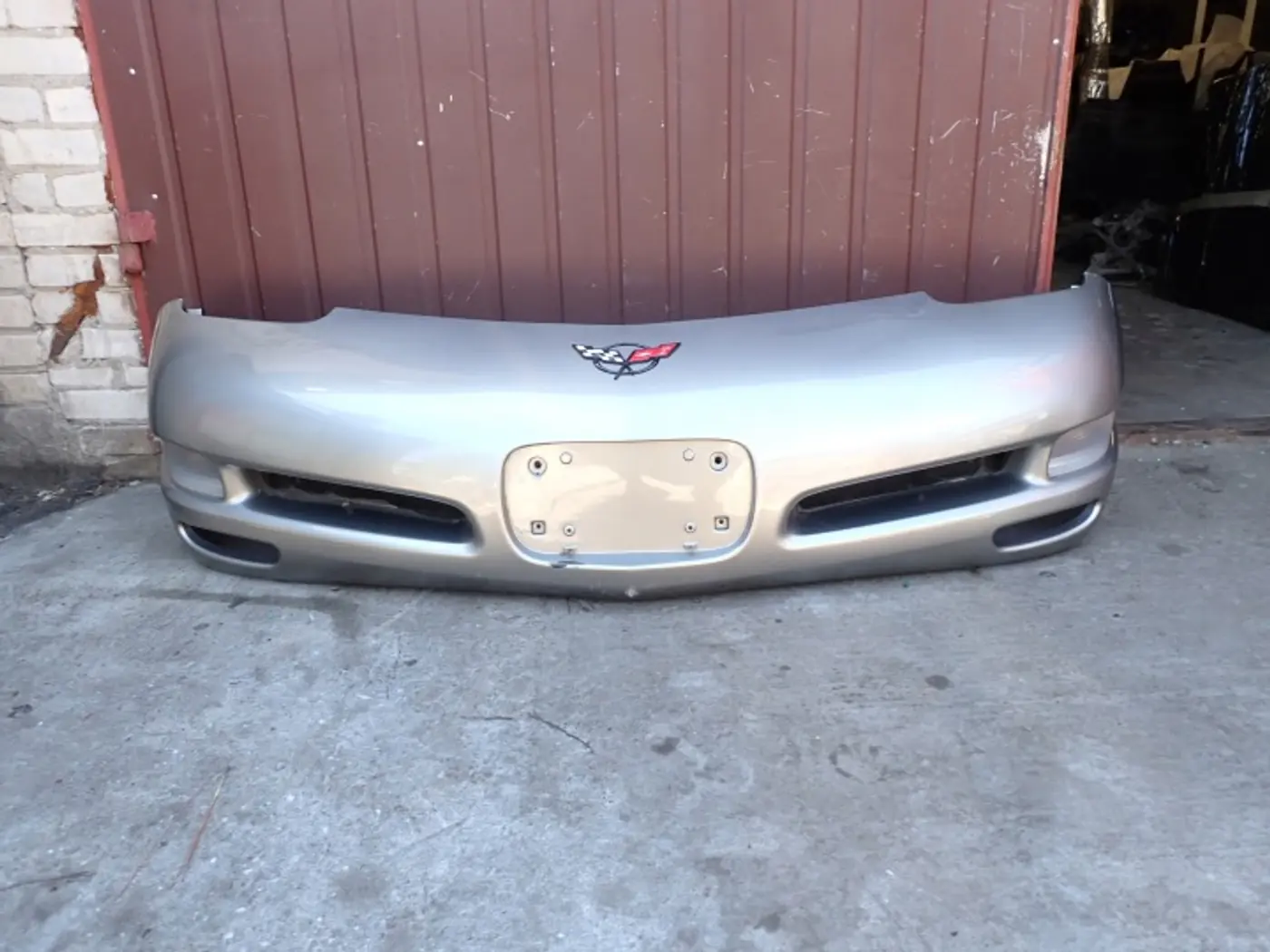 Бампер передний к Chevrolet Corvette 1997