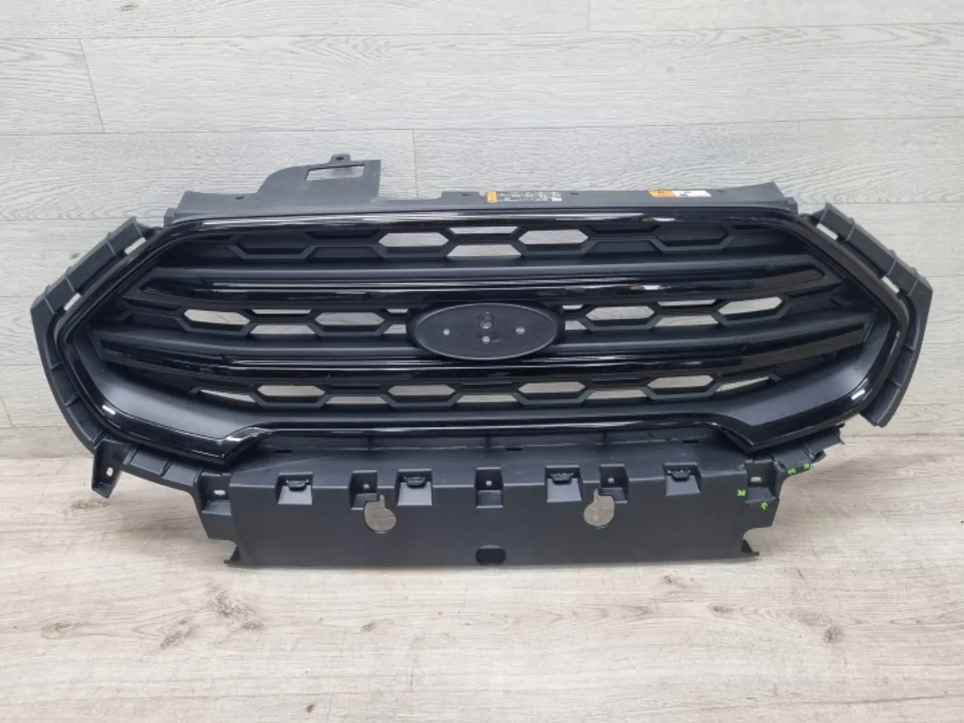 Решетка радиатора к Ford EcoSport 2017