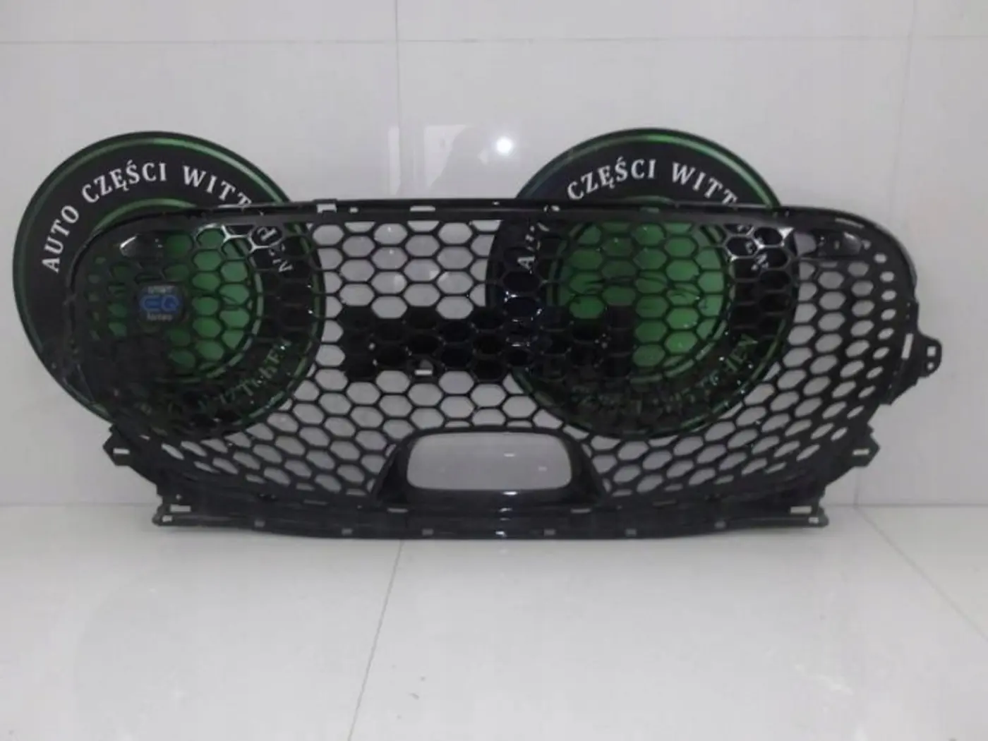 Решетка радиатора к Smart Fortwo 2015