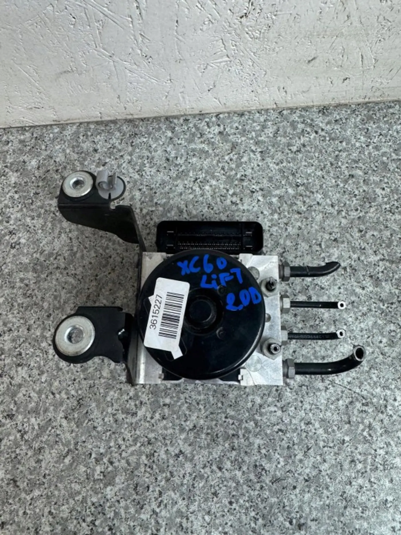 Блок ABS к Volvo V60 2010