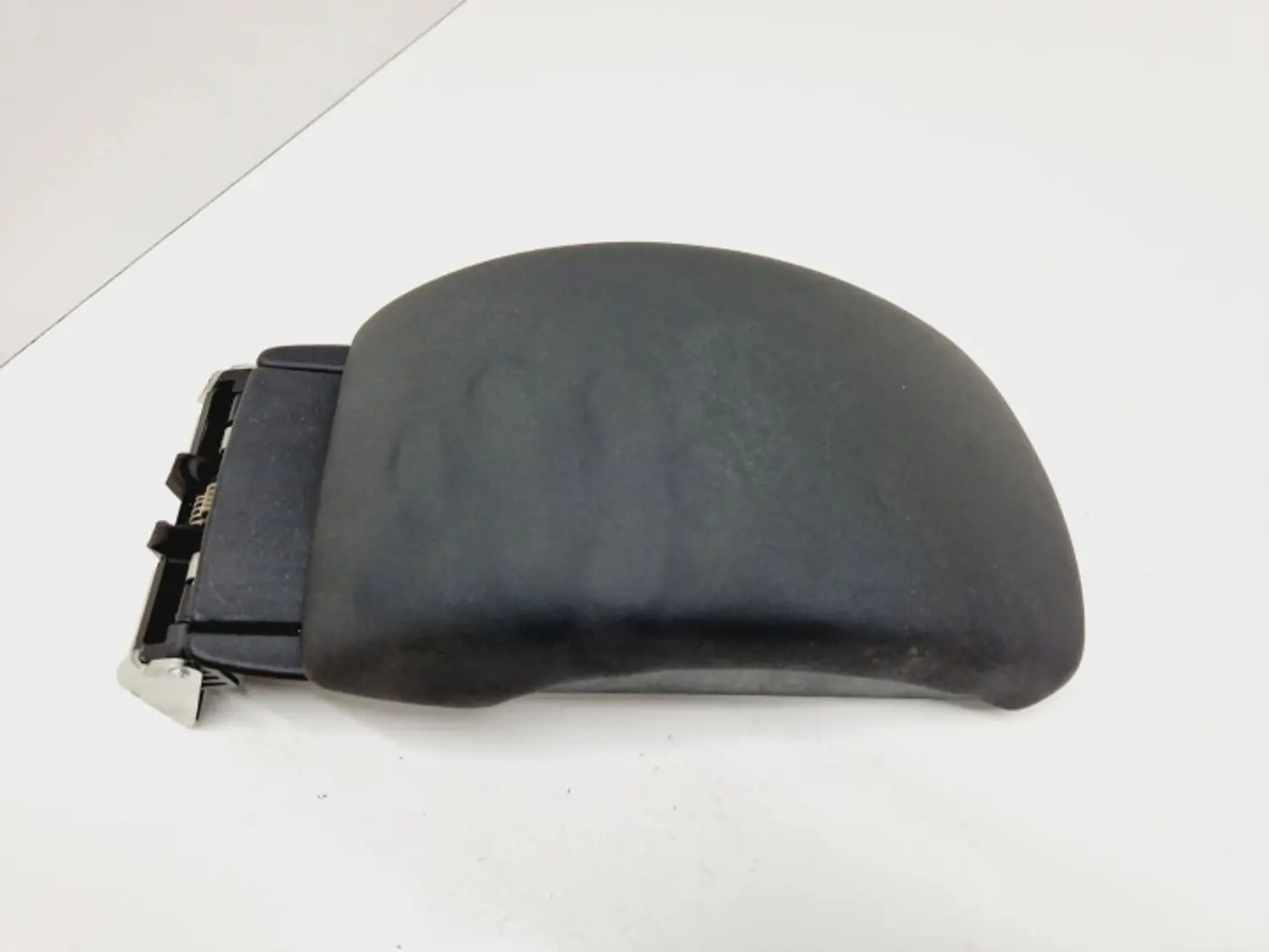 Подлокотник к Citroen C4 2011
