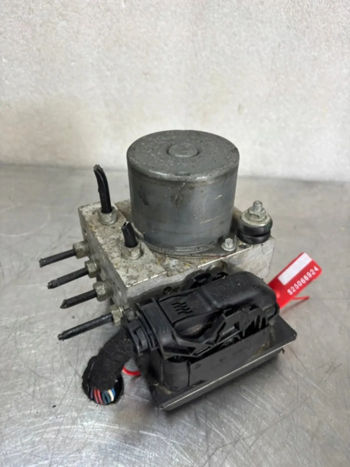 Блок ABS к Opel Meriva 2010