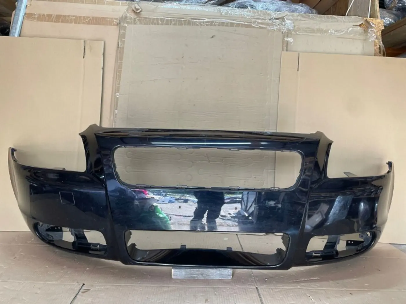 Бампер передний к Volvo C70 2005