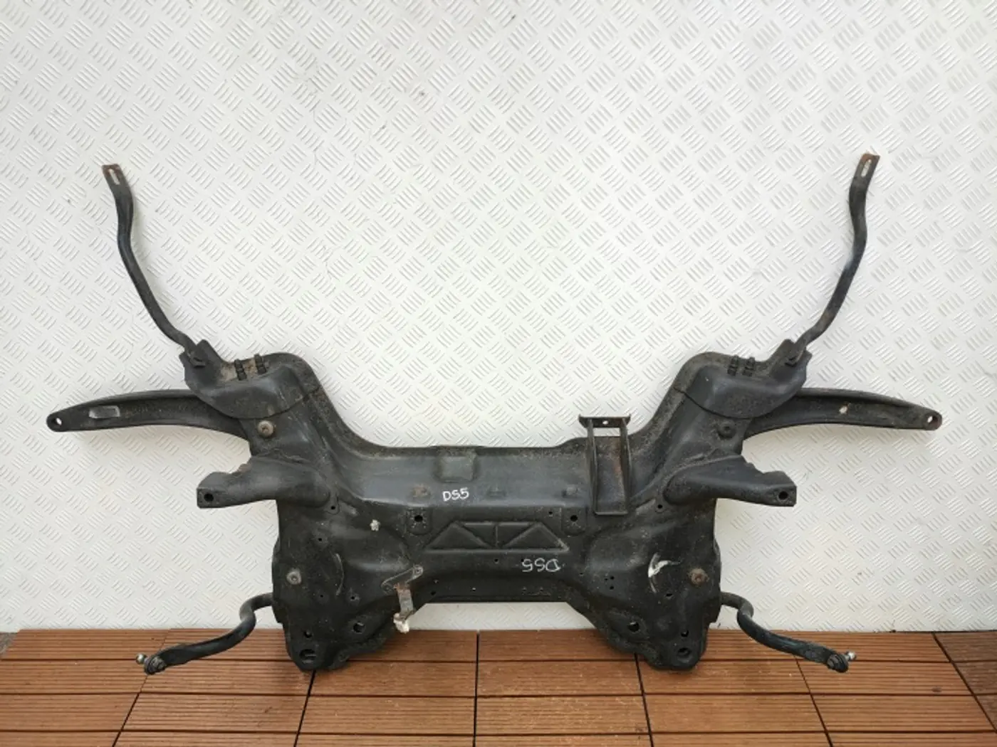 Балка подвески передняя (подрамник) к DS 5 2015