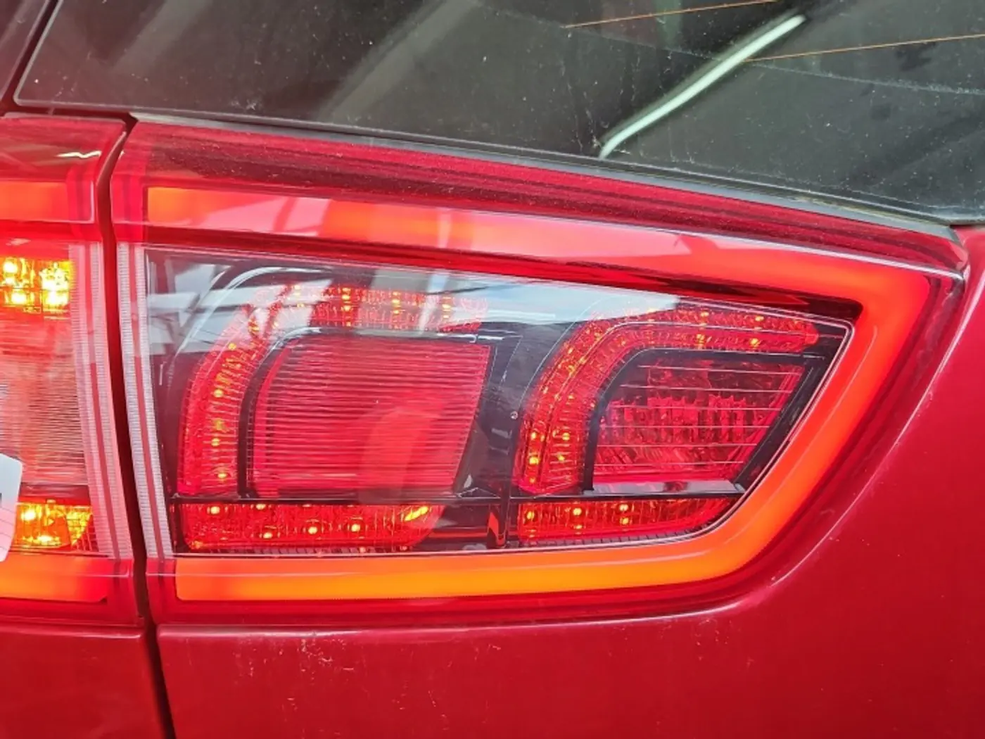 Фонарь задний левый к Kia Niro 2016