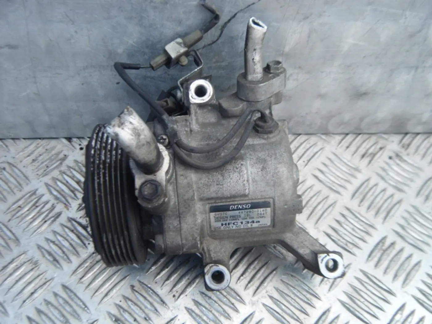 Компрессор кондиционера к Daihatsu Terios 1997