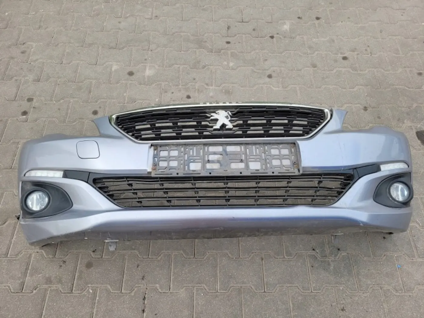 Бампер передний к Peugeot 301 2016