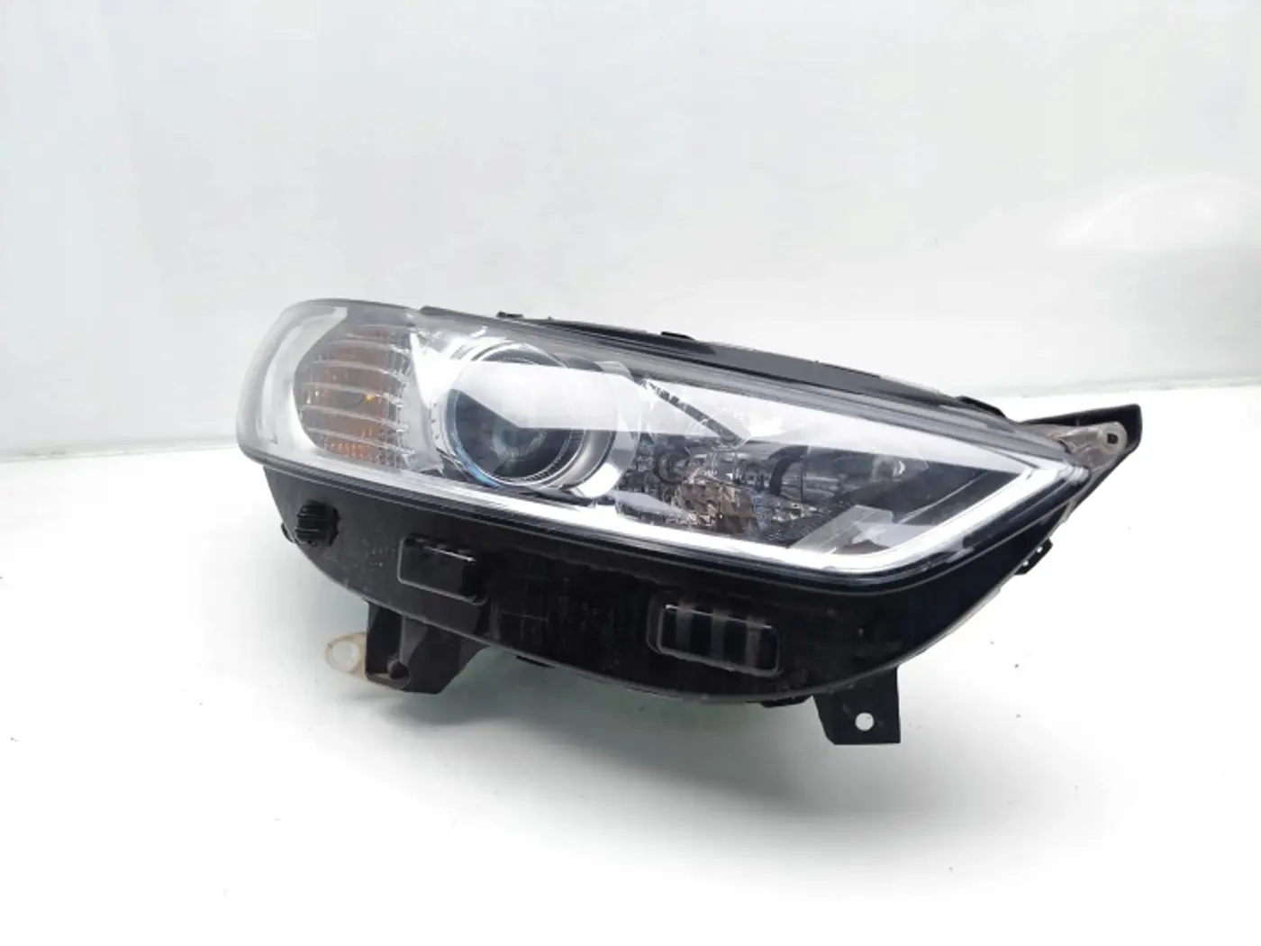 Фара правая к DS 4 2015