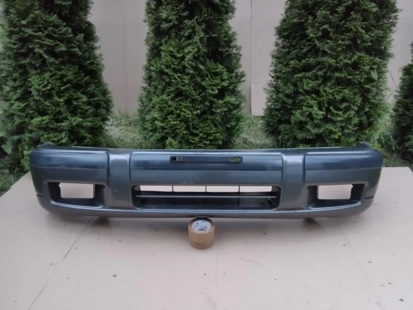 Бампер передний к Isuzu Trooper 1997